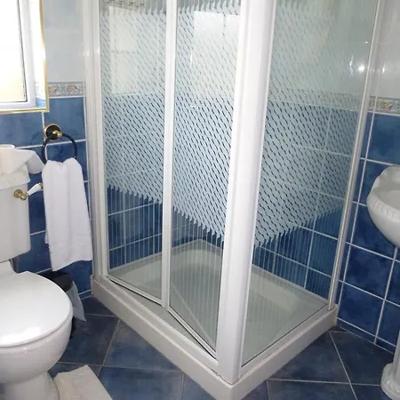 Nocleg ze śniadaniem Petitswood House